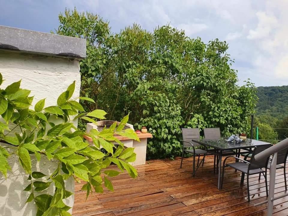 La Maison Du Sabotier Custinne Luaran gambar